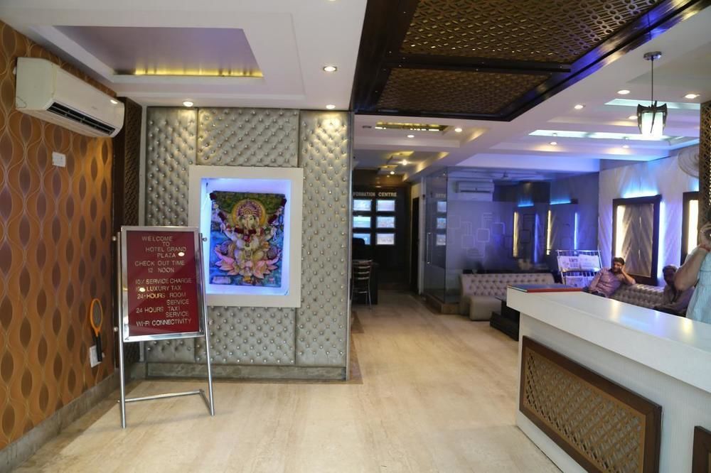 Hotel Grand Plaza Nueva Delhi Exterior foto